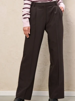 Spodnie wide leg z zakładkami
